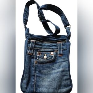 #336 True Religion Crossbody Bag
